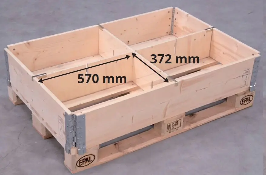 Shelf frame of wood & dividers gives 4 compartments - image 2
