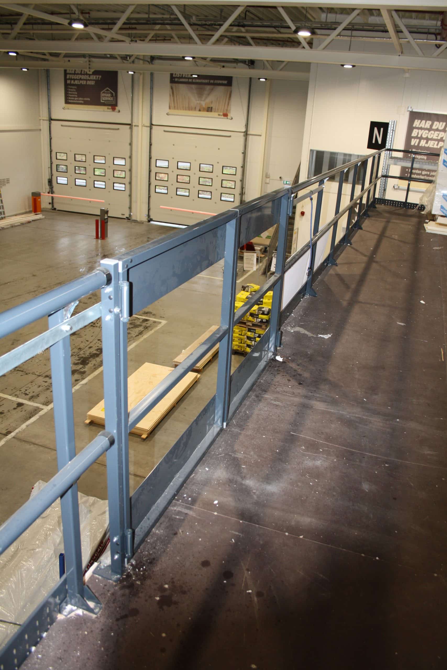 Self-closing pallet door, width 1000 mm - image 4